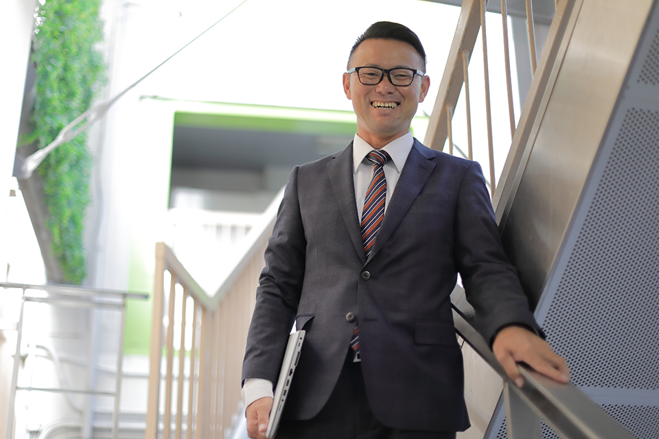 見えないものを買っていただく＝信頼されたんだなと嬉しく感じます