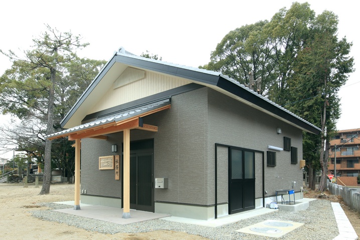 神明社　社務所
